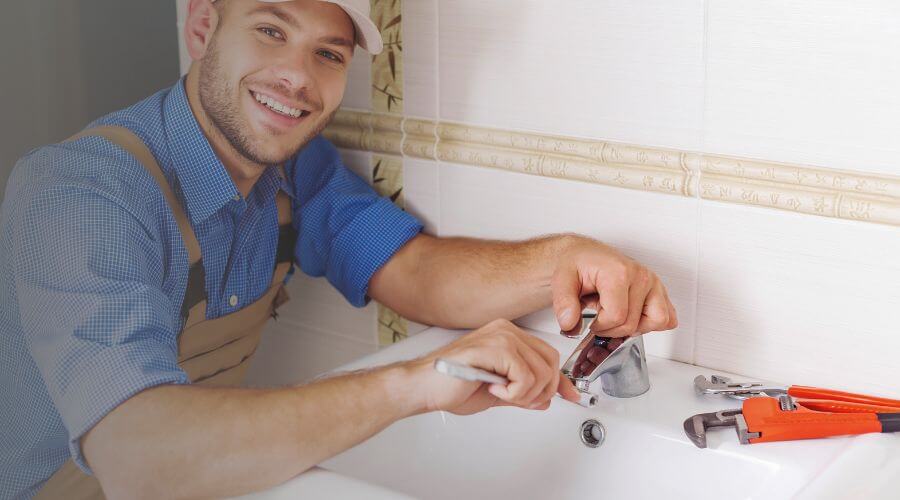 Handle or spout repair in Huxford, AL